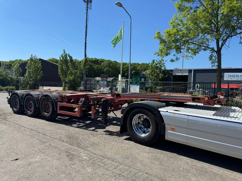 Broshuis 3 UCC-39/45 EU - 3 AXLE SAF + LIFTING AXLE - Kontejnerska polprikolica/ Polprikolica z zamenljivim tovoriščem: slika 1 Broshuis 3 UCC-39/45 EU - 3 AXLE SAF + LIFTING AXLE - Kontejnerska polprikolica/ Polprikolica z zamenljivim tovoriščem: slika 1