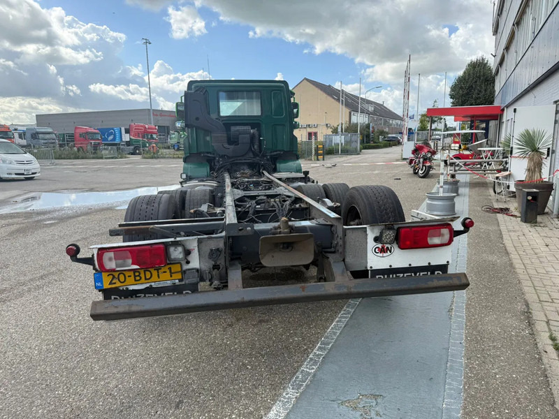 DAF CF 400 6X2 EURO 6 - ONLY 689.209 KM + STEERING AXLE - Tovornjak-šasija: slika 4 DAF CF 400 6X2 EURO 6 - ONLY 689.209 KM + STEERING AXLE - Tovornjak-šasija: slika 4