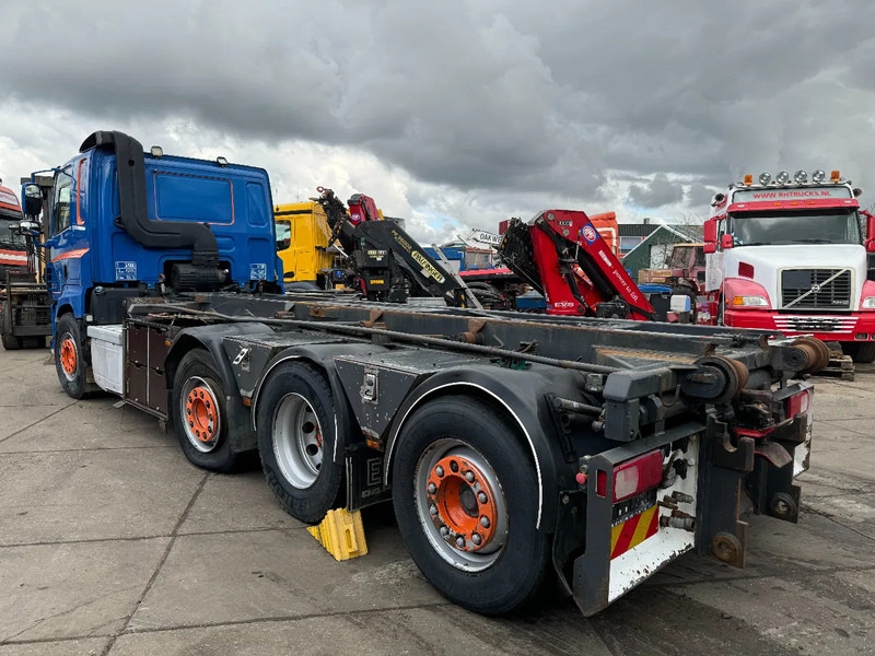 DAF CF 460 8X2 ONLY VISUAL DAMAGED // ENGINE IS RUNNING - Tovornjak - kabelski sistem: slika 4 DAF CF 460 8X2 ONLY VISUAL DAMAGED // ENGINE IS RUNNING - Tovornjak - kabelski sistem: slika 4