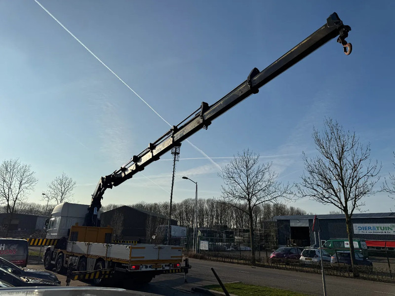 DAF XF 460 8X2 - EURO 6 + HIAB 855 EP-6 + REMOTE + STEERING AXLE - Tovornjak z dvigalom: slika 4 DAF XF 460 8X2 - EURO 6 + HIAB 855 EP-6 + REMOTE + STEERING AXLE - Tovornjak z dvigalom: slika 4