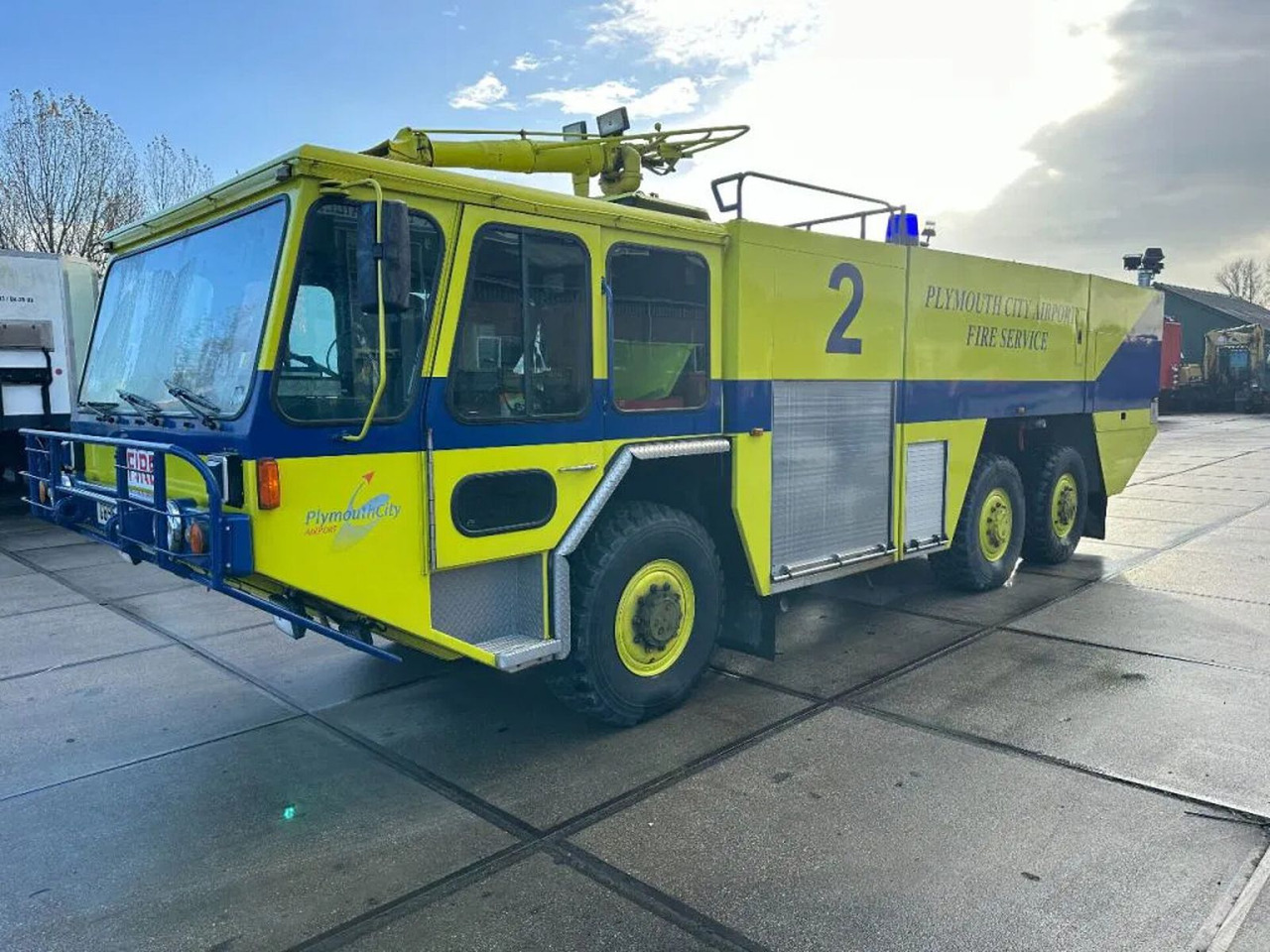 Diversen MK 12 6X6 COMPLETE FIRE TRUCK FULL STEE Diversen MK 12 6X6 COMPLETE FIRE TRUCK FULL STEE - Gasilsko vozilo: slika 2 Diversen MK 12 6X6 COMPLETE FIRE TRUCK FULL STEE Diversen MK 12 6X6 COMPLETE FIRE TRUCK FULL STEE - Gasilsko vozilo: slika 2