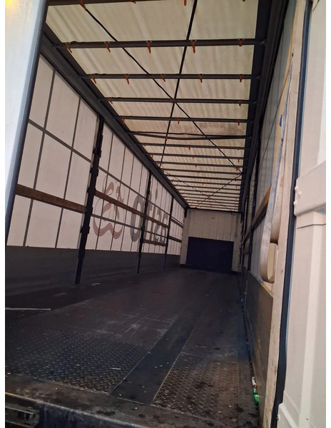 Krone SD - 3 AXLE + ALU BORDEN + SLIDING ROOF - Polprikolica s ponjavo: slika 5 Krone SD - 3 AXLE + ALU BORDEN + SLIDING ROOF - Polprikolica s ponjavo: slika 5