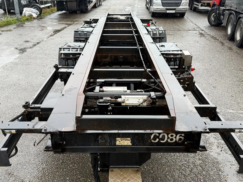 Krone ZZF 18 + DHOLLANDIA LIFT 2.000 KG - Kontejnerska prikolica/ Prikolica z zamenljivim tovoriščem: slika 2 Krone ZZF 18 + DHOLLANDIA LIFT 2.000 KG - Kontejnerska prikolica/ Prikolica z zamenljivim tovoriščem: slika 2