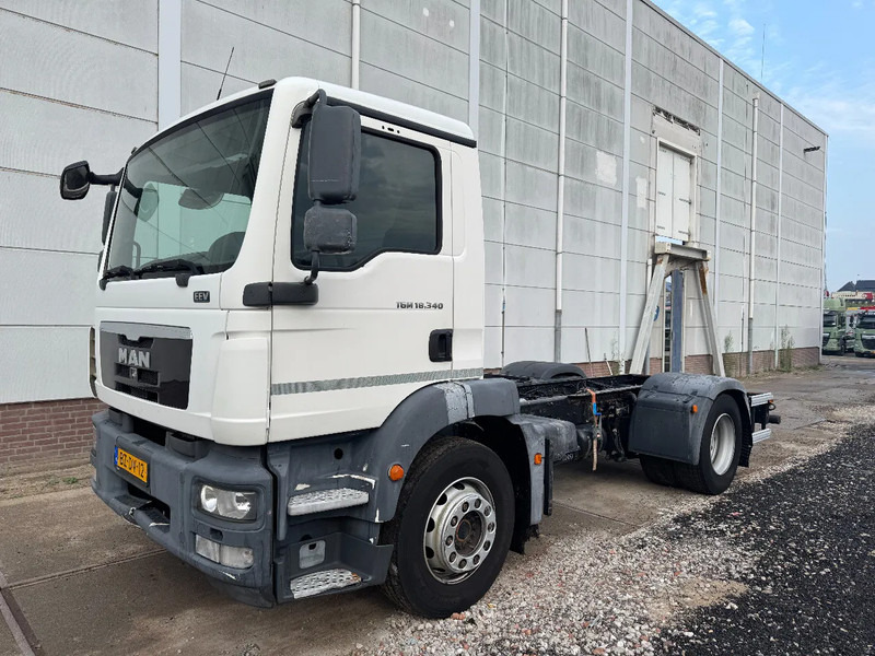 MAN TGM 18.340 4X2 EURO 5 CHASSIS - Tovornjak-šasija: slika 1 MAN TGM 18.340 4X2 EURO 5 CHASSIS - Tovornjak-šasija: slika 1