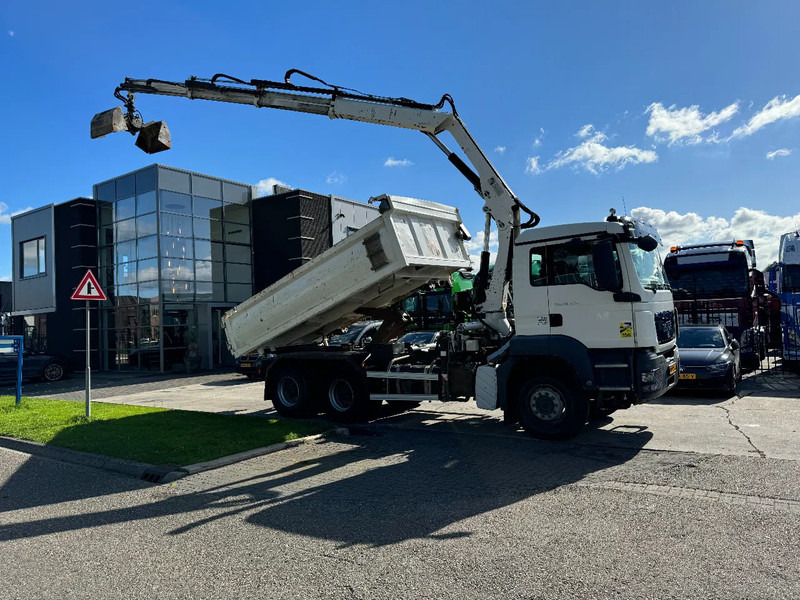 MAN TGS 26.400 6X4 HIAB 166D + REMOTE CONTROL + 2 WAYS KIPPER TÜV TILL 07-2025 - Tovornjak prekucnik, Tovornjak z dvigalom: slika 4 MAN TGS 26.400 6X4 HIAB 166D + REMOTE CONTROL + 2 WAYS KIPPER TÜV TILL 07-2025 - Tovornjak prekucnik, Tovornjak z dvigalom: slika 4