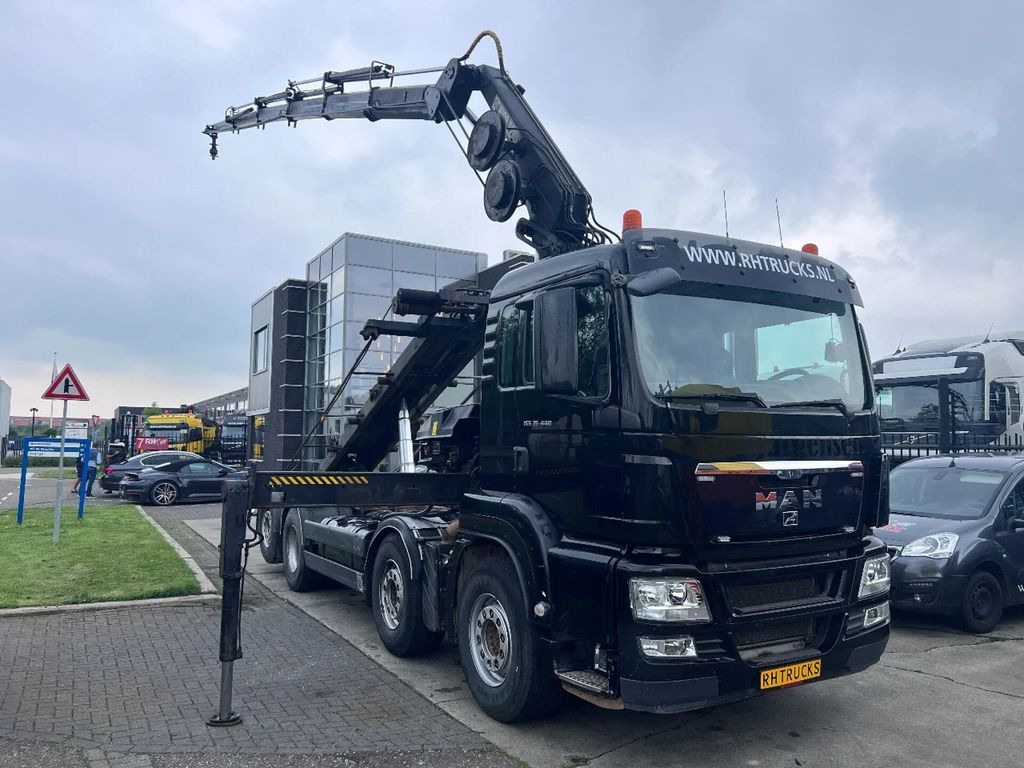 MAN TGS 35.440 8X2-4 + HIAB 220C-5 REMOTE + CABLE LI - Kotalni prekucni tovornjak: slika 3 MAN TGS 35.440 8X2-4 + HIAB 220C-5 REMOTE + CABLE LI - Kotalni prekucni tovornjak: slika 3