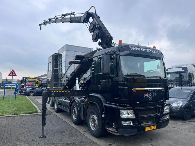 MAN TGS 35.440 8X2-4 + HIAB 220C-5 REMOTE + CABLE LIFT AUTOMATIC - Tovornjak z dvigalom: slika 4 MAN TGS 35.440 8X2-4 + HIAB 220C-5 REMOTE + CABLE LIFT AUTOMATIC - Tovornjak z dvigalom: slika 4