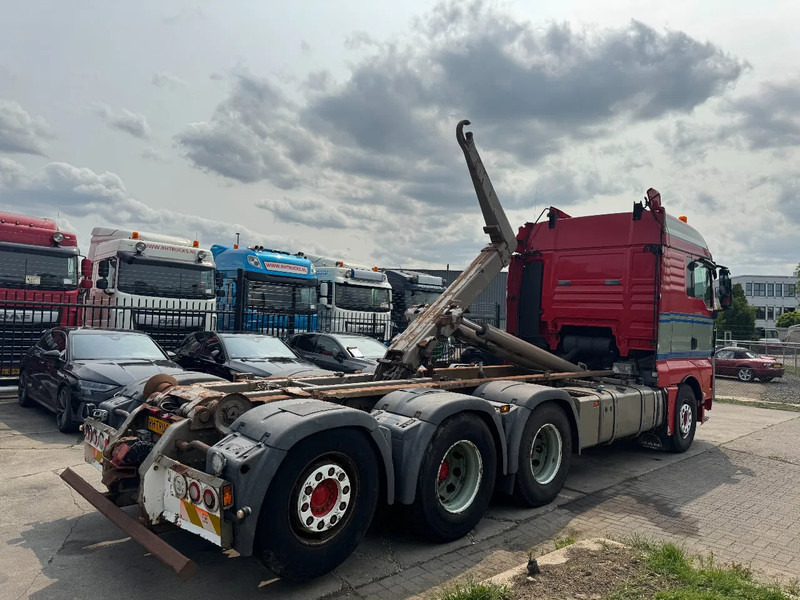 MAN TGX 35.540 - 8X4 - EURO 5 + AJK HOOK + LIFT/STEERING AXLE - Kotalni prekucni tovornjak: slika 4 MAN TGX 35.540 - 8X4 - EURO 5 + AJK HOOK + LIFT/STEERING AXLE - Kotalni prekucni tovornjak: slika 4