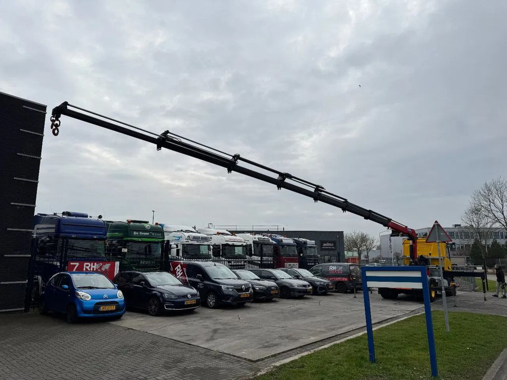 Mercedes-Benz Actros 1845 4X2 - EURO 6 + HMF 2820 + REMOTE + O - Tovornjak z dvigalom, Vlačilec: slika 3 Mercedes-Benz Actros 1845 4X2 - EURO 6 + HMF 2820 + REMOTE + O - Tovornjak z dvigalom, Vlačilec: slika 3