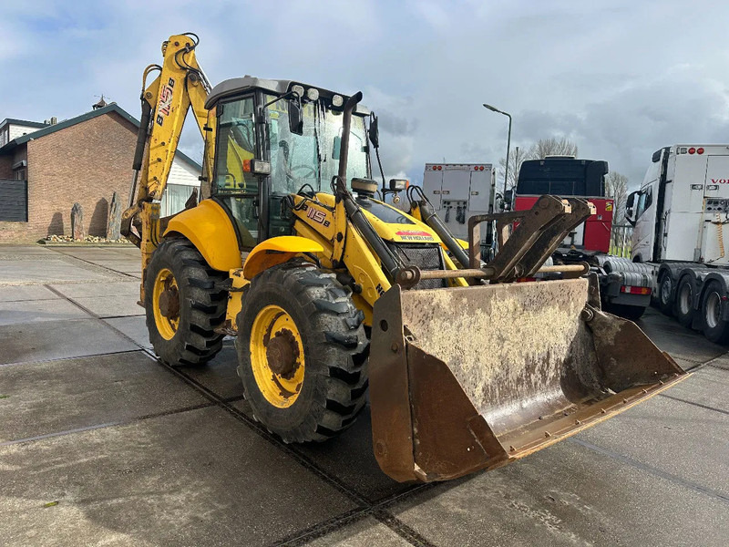 New Holland LB115B, CE, 240 MM MULTI PURPOSE LOADER BUCKET, 800 MM BACHOE DIGGING BUCKET, FLIP OVER FORKS, AIR CONDITIONER - Bager nakladalec: slika 5 New Holland LB115B, CE, 240 MM MULTI PURPOSE LOADER BUCKET, 800 MM BACHOE DIGGING BUCKET, FLIP OVER FORKS, AIR CONDITIONER - Bager nakladalec: slika 5