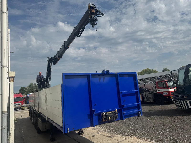 Pacton HIAB ROLLER 220 F3 !2012!, 4 ASSIGE, 2 LIFT + 2 STUUR ASSEN - Polprikolica s kesonom: slika 3 Pacton HIAB ROLLER 220 F3 !2012!, 4 ASSIGE, 2 LIFT + 2 STUUR ASSEN - Polprikolica s kesonom: slika 3