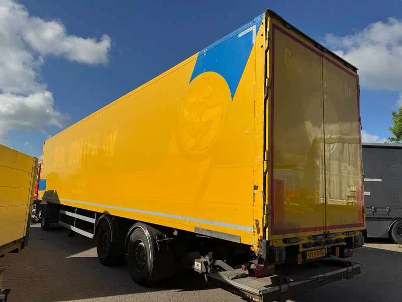 SYSTEM TRAILER TFSH 18 TRPLY - 2 AXLE SAF + STEERING AXLE - Polprikolica zabojnik: slika 4 SYSTEM TRAILER TFSH 18 TRPLY - 2 AXLE SAF + STEERING AXLE - Polprikolica zabojnik: slika 4