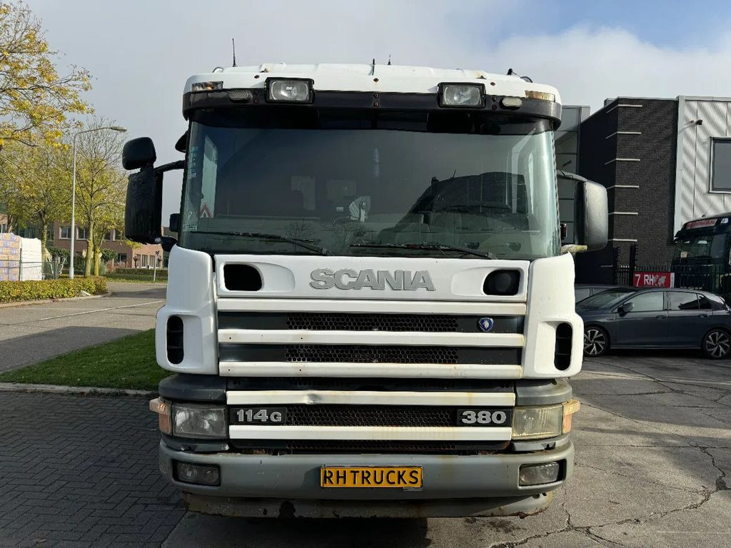 Scania P114-380 6X2 - EURO 3 + 3 CAMBER + RETARDER + LI - Tovornjak cisterna: slika 2 Scania P114-380 6X2 - EURO 3 + 3 CAMBER + RETARDER + LI - Tovornjak cisterna: slika 2