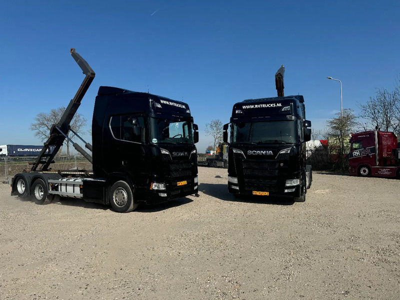 Scania R580 V8 NGS 6X2 EURO 6 VDL 20T HOOK - Kotalni prekucni tovornjak: slika 2 Scania R580 V8 NGS 6X2 EURO 6 VDL 20T HOOK - Kotalni prekucni tovornjak: slika 2