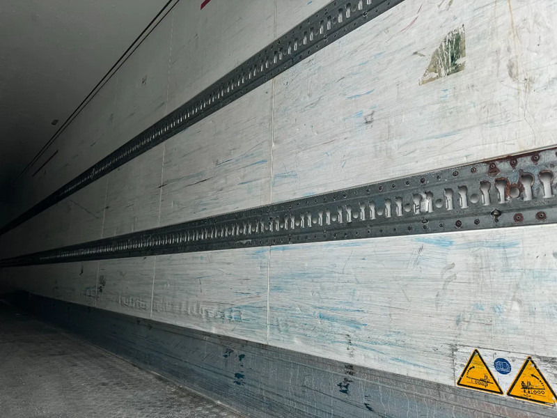 Schmitz Cargobull THERMO KING SLXE200 BPW AXLE - Polprikolica hladilnik: slika 5 Schmitz Cargobull THERMO KING SLXE200 BPW AXLE - Polprikolica hladilnik: slika 5