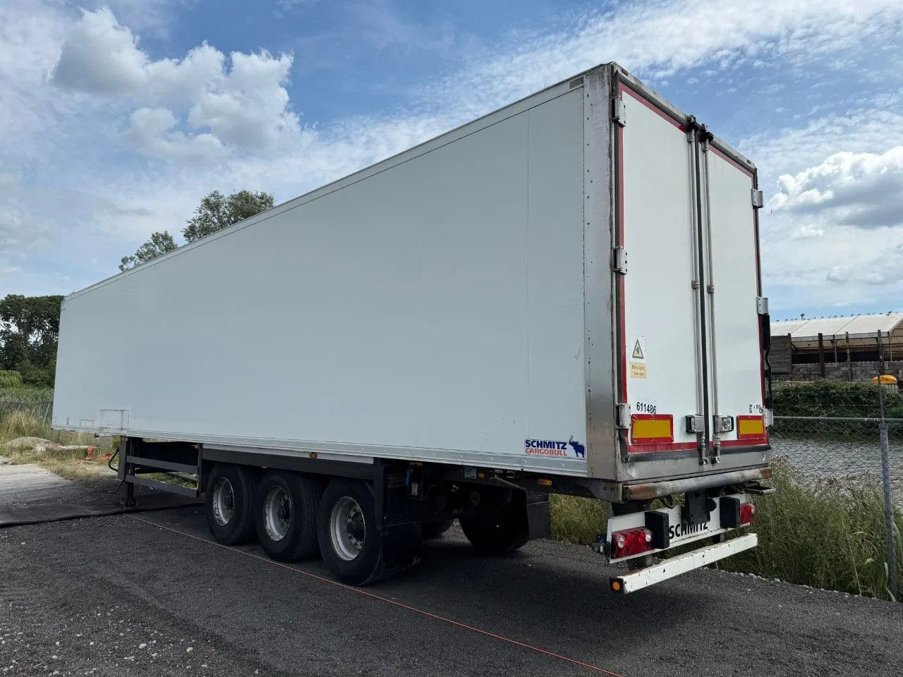 Schmitz Cargobull THERMO KING SLXE200 BPW AXLE Schmitz Cargobull THERMO KING SLXE200 BPW AXLE - Polprikolica hladilnik: slika 2 Schmitz Cargobull THERMO KING SLXE200 BPW AXLE Schmitz Cargobull THERMO KING SLXE200 BPW AXLE - Polprikolica hladilnik: slika 2