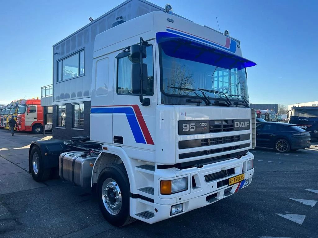 DAF 95.400 4X2 RESTORED/RESTAURIERT/GERESTAUREERD - Vlačilec: slika 1 DAF 95.400 4X2 RESTORED/RESTAURIERT/GERESTAUREERD - Vlačilec: slika 1
