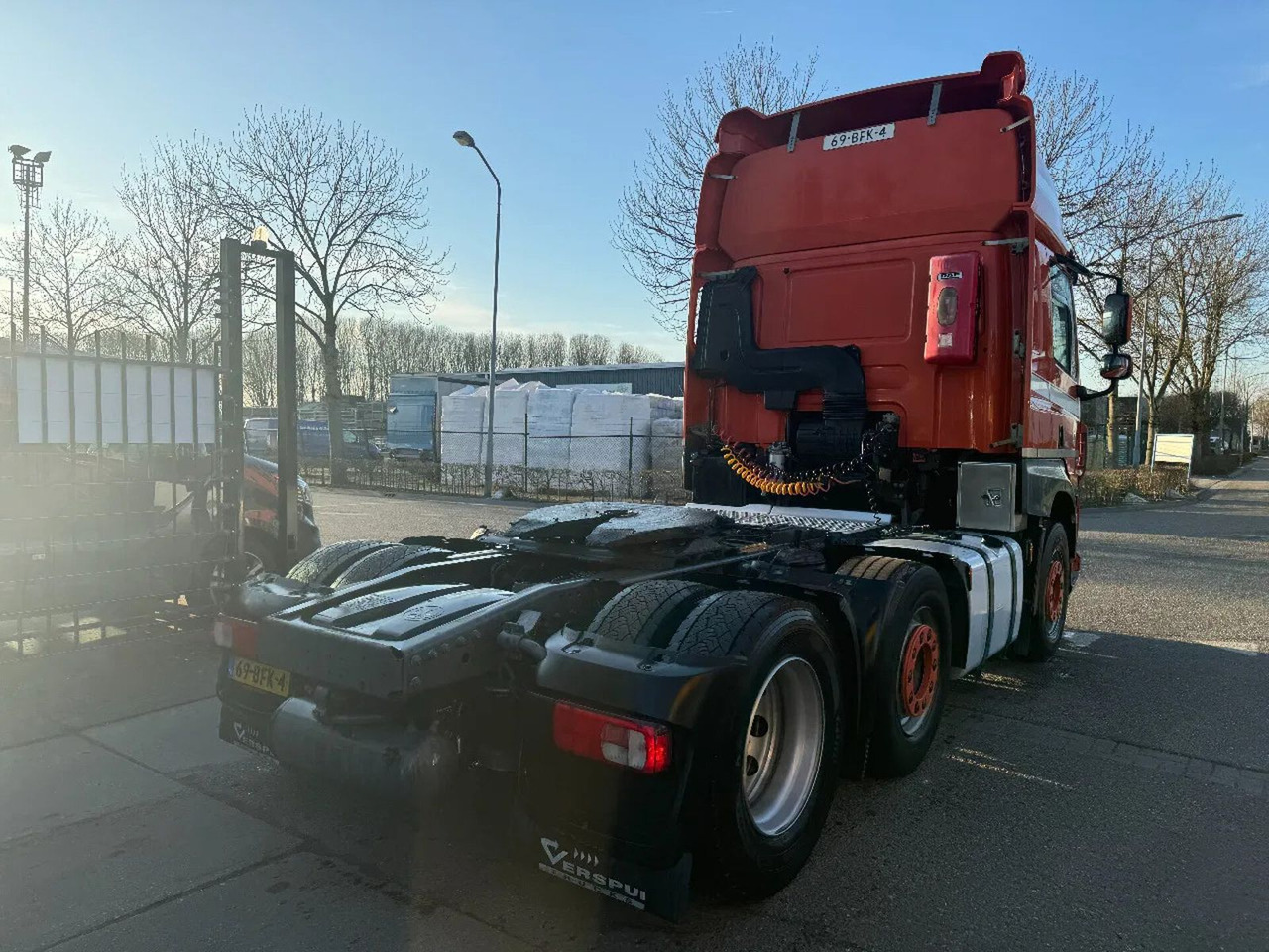 DAF CF 460 6X2 - EURO 6 + LIFT/STEERING AXLE DAF CF 460 6X2 - EURO 6 + LIFT/STEERING AXLE - Vlačilec: slika 5 DAF CF 460 6X2 - EURO 6 + LIFT/STEERING AXLE DAF CF 460 6X2 - EURO 6 + LIFT/STEERING AXLE - Vlačilec: slika 5
