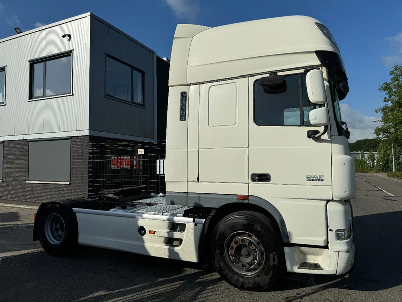 DAF XF 105.460 4X2 EURO 5 HYDRAULIC - Vlačilec: slika 4 DAF XF 105.460 4X2 EURO 5 HYDRAULIC - Vlačilec: slika 4
