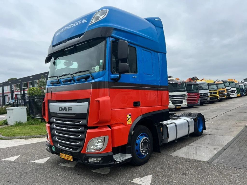 DAF XF 440 4X2 - EURO 6 - MEGA - Vlačilec: slika 1 DAF XF 440 4X2 - EURO 6 - MEGA - Vlačilec: slika 1