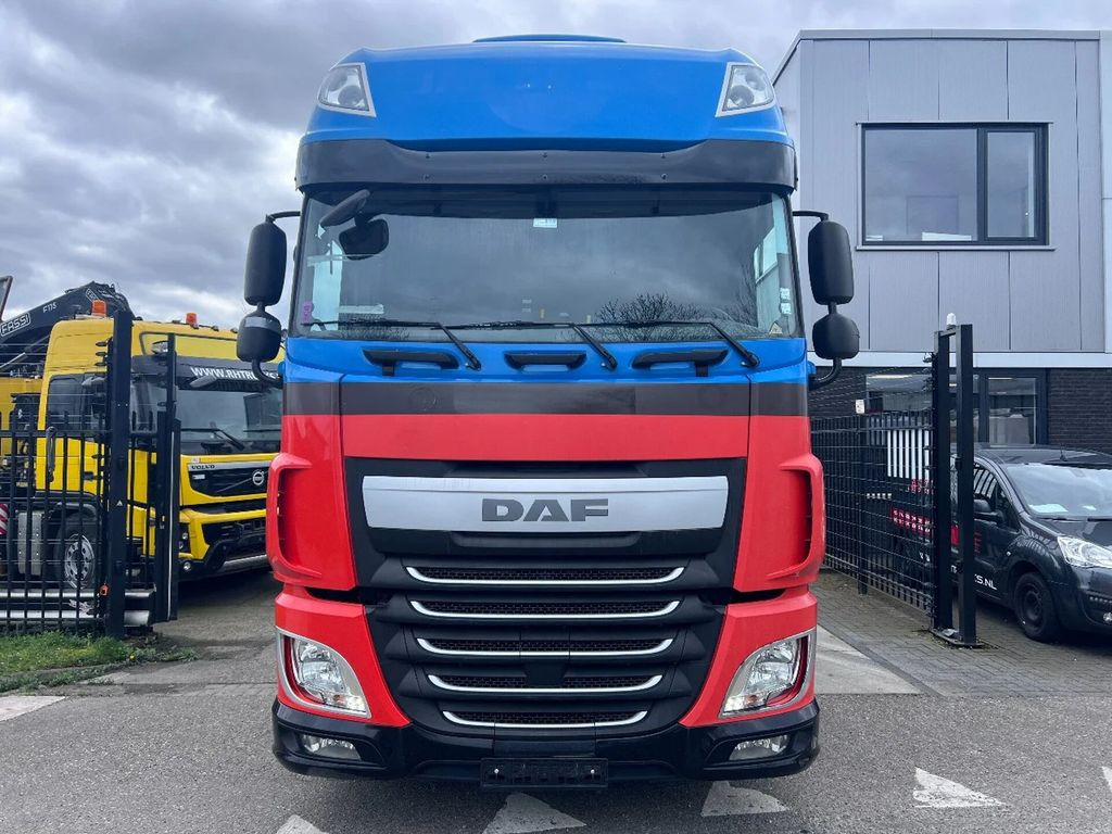 DAF XF 440 SSC 4X2 EURO 6 LOW DECK - Vlačilec: slika 2 DAF XF 440 SSC 4X2 EURO 6 LOW DECK - Vlačilec: slika 2
