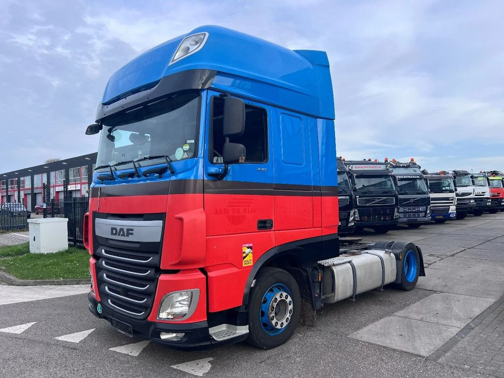 DAF XF 440 SSC 4X2 EURO 6 MEGA - Vlačilec: slika 1 DAF XF 440 SSC 4X2 EURO 6 MEGA - Vlačilec: slika 1
