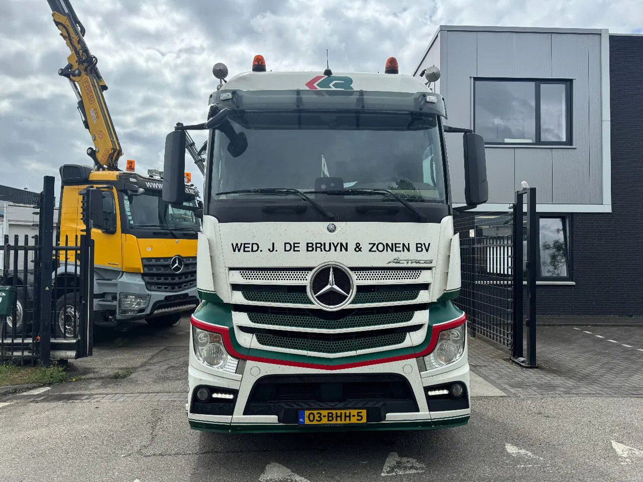 Mercedes-Benz Actros 1940 4X2 - EURO 6 + FULL SPOILER - Vlačilec: slika 2 Mercedes-Benz Actros 1940 4X2 - EURO 6 + FULL SPOILER - Vlačilec: slika 2