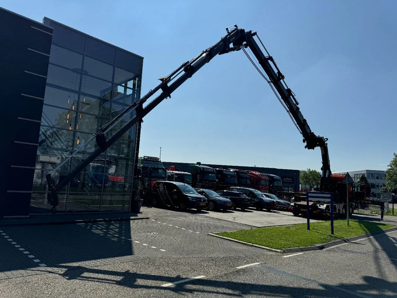 Scania R560 V8 8X2 + EFFER CRANE 1550 6S + FLYJIP 6XHYDR + REMOTE + WINCH - Vlačilec: slika 5 Scania R560 V8 8X2 + EFFER CRANE 1550 6S + FLYJIP 6XHYDR + REMOTE + WINCH - Vlačilec: slika 5