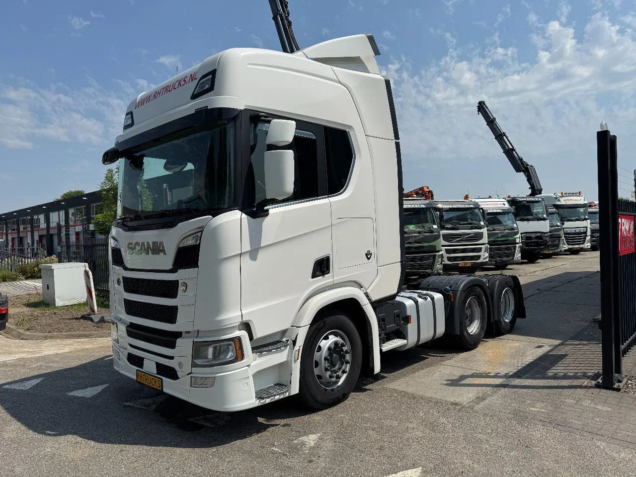 Scania R580 V8 NGS 6X4 EURO 6 RETARDER - Vlačilec: slika 1 Scania R580 V8 NGS 6X4 EURO 6 RETARDER - Vlačilec: slika 1