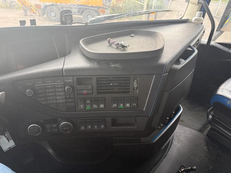 Volvo FH 13.540 FH540 DUAL CLUTCH MEGA MET HYDROLIEK - Vlačilec: slika 3 Volvo FH 13.540 FH540 DUAL CLUTCH MEGA MET HYDROLIEK - Vlačilec: slika 3