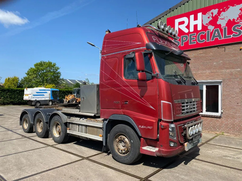 Volvo FH 16.700 FH16-700 8X4 140 TON FULL STEEL - Vlačilec: slika 4 Volvo FH 16.700 FH16-700 8X4 140 TON FULL STEEL - Vlačilec: slika 4