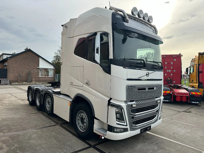 Volvo FH 16.750 8X4, 180 TON POWER STEERING HYDRAULIC - Vlačilec: slika 4 Volvo FH 16.750 8X4, 180 TON POWER STEERING HYDRAULIC - Vlačilec: slika 4