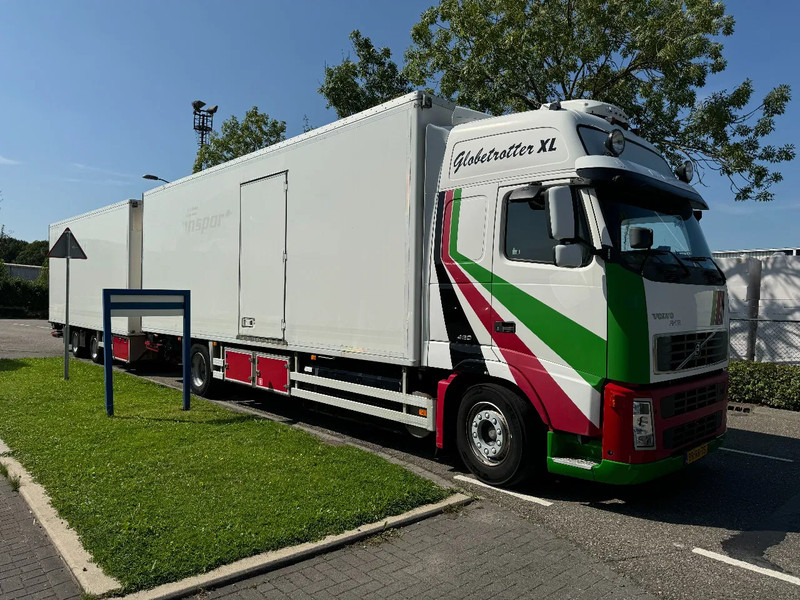 Volvo FH 12.420 4X2 EURO 3+ BURG HANGER + THERMO KING + DHOLLANDIA LIFT - Tovornjak hladilnik: slika 3 Volvo FH 12.420 4X2 EURO 3+ BURG HANGER + THERMO KING + DHOLLANDIA LIFT - Tovornjak hladilnik: slika 3