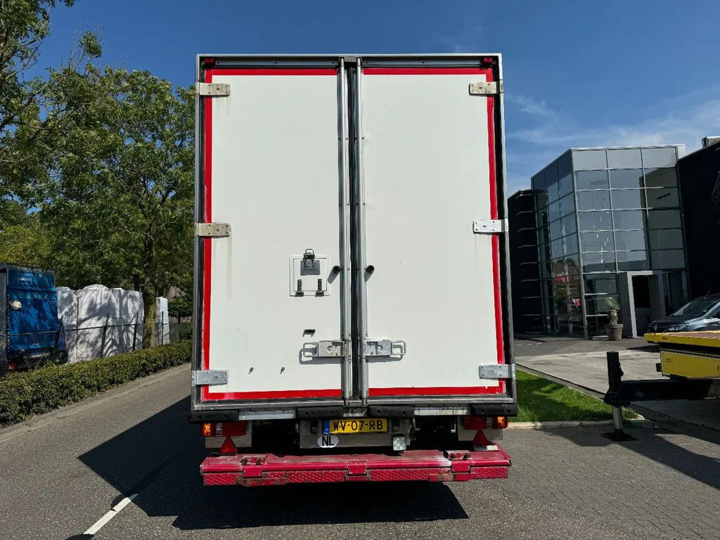 Volvo FH 12.420 4X2 EURO 3+ BURG HANGER + THERMO KING - Tovornjak hladilnik: slika 5 Volvo FH 12.420 4X2 EURO 3+ BURG HANGER + THERMO KING - Tovornjak hladilnik: slika 5