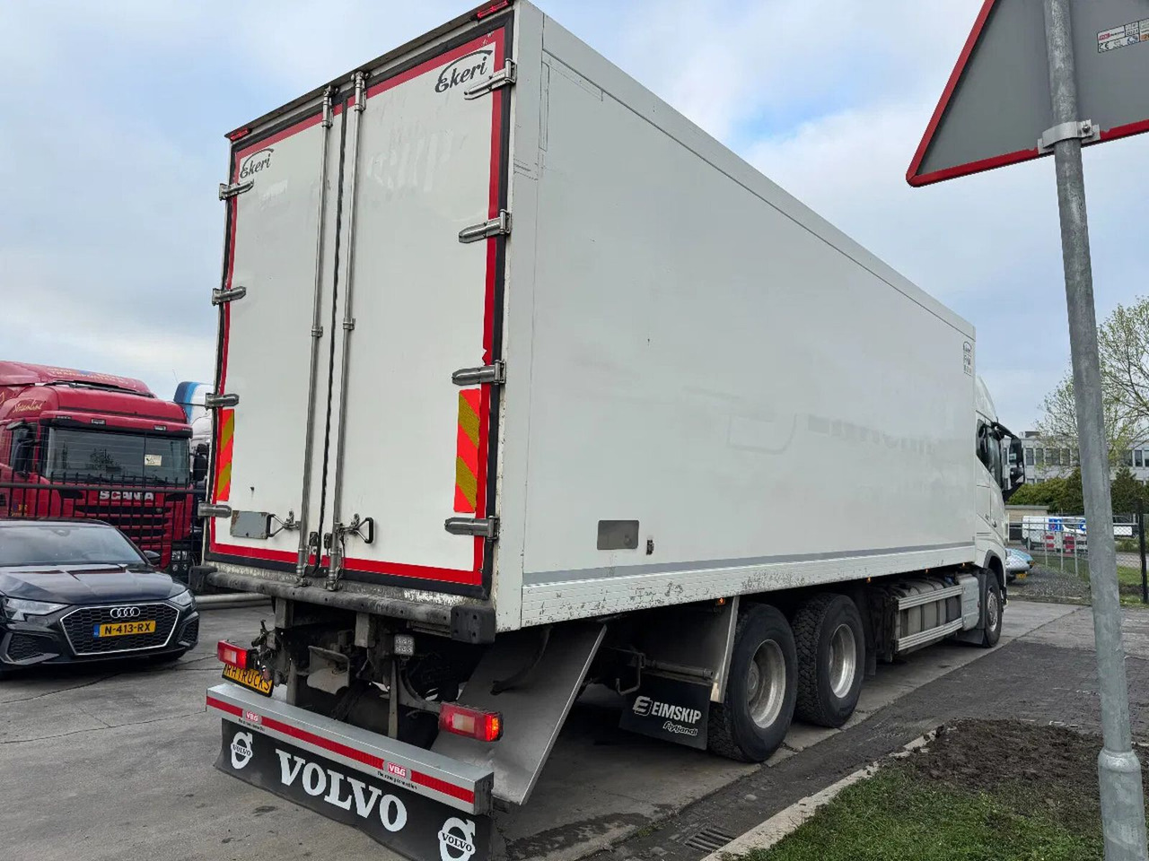 Volvo FH 16.650 6X4 - EURO 6 + CARRIER SUPRA 750 - Tovornjak hladilnik: slika 5 Volvo FH 16.650 6X4 - EURO 6 + CARRIER SUPRA 750 - Tovornjak hladilnik: slika 5