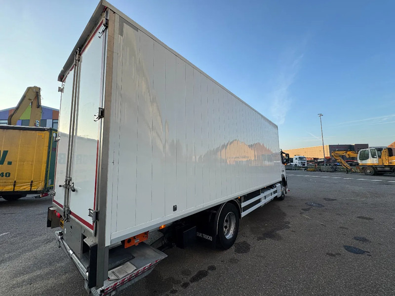 Volvo FM 330 4X2 EURO 6 DHOLLANDIA CLOSED BOX - Tovornjak zabojnik: slika 5 Volvo FM 330 4X2 EURO 6 DHOLLANDIA CLOSED BOX - Tovornjak zabojnik: slika 5