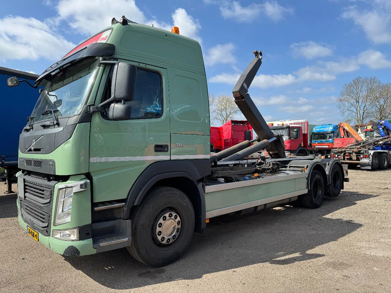 Volvo FM 410 6X2 EURO 6 VDL 20 T HOOK LIFTING AXLE - Kotalni prekucni tovornjak: slika 1 Volvo FM 410 6X2 EURO 6 VDL 20 T HOOK LIFTING AXLE - Kotalni prekucni tovornjak: slika 1