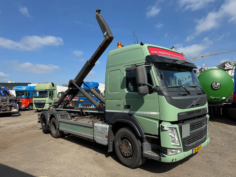 Volvo FM 410 6X2 EURO 6 VDL 20 T HOOK LIFTING AXLE - Kotalni prekucni tovornjak: slika 4 Volvo FM 410 6X2 EURO 6 VDL 20 T HOOK LIFTING AXLE - Kotalni prekucni tovornjak: slika 4