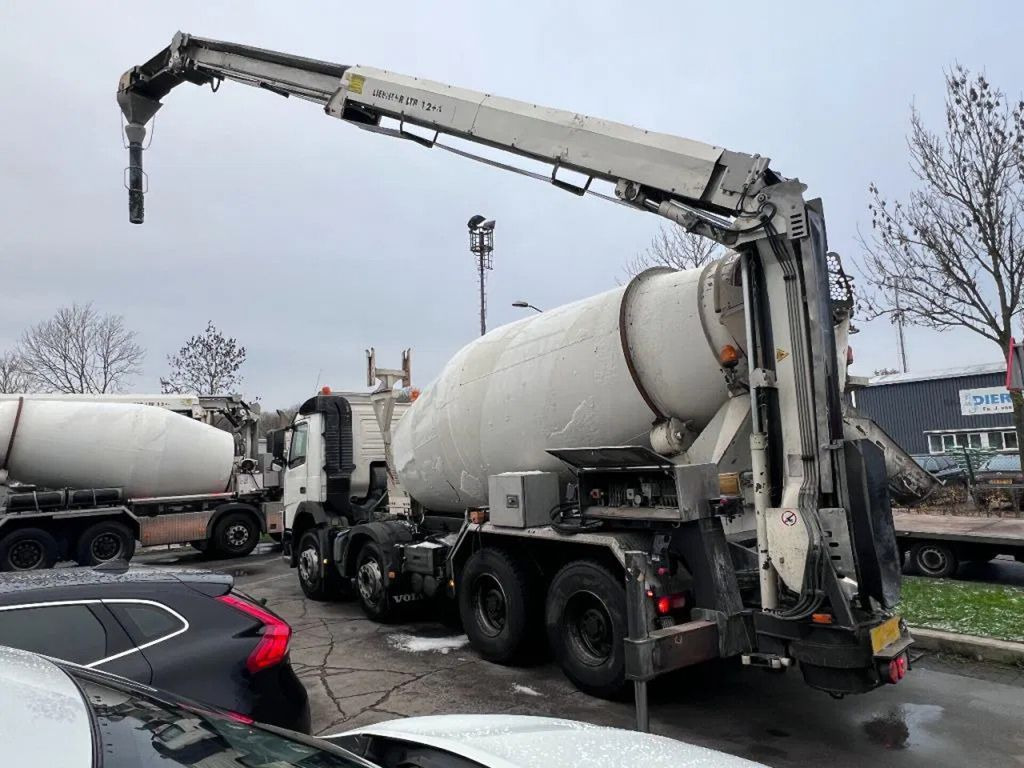Volvo FM 410 8X4 - 3 UNITS! + MIXER 9m3 + LIEBHERR CON - Avtomešalec: slika 5 Volvo FM 410 8X4 - 3 UNITS! + MIXER 9m3 + LIEBHERR CON - Avtomešalec: slika 5