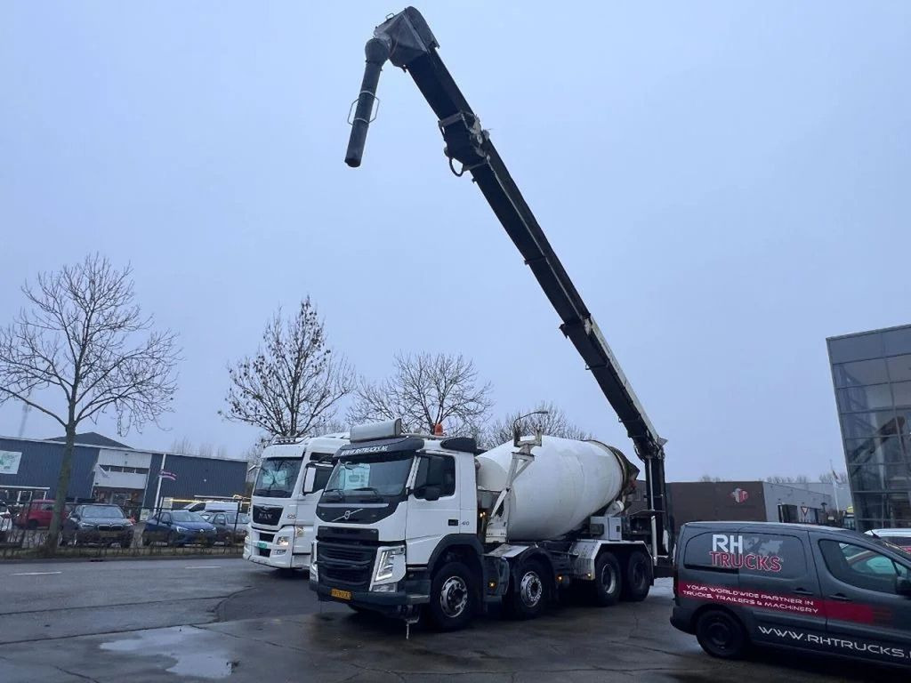 Volvo FM 410 8X4 MIXER 9m3 + LIEBHERR CONVEYOR BELT - Avtomešalec: slika 2 Volvo FM 410 8X4 MIXER 9m3 + LIEBHERR CONVEYOR BELT - Avtomešalec: slika 2