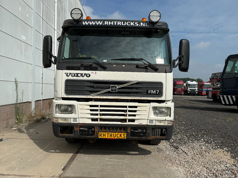 Volvo FM 7.290 4X2 - EURO 2 + MANUAL GEARBOX - Tovornjak s kesonom: slika 2 Volvo FM 7.290 4X2 - EURO 2 + MANUAL GEARBOX - Tovornjak s kesonom: slika 2
