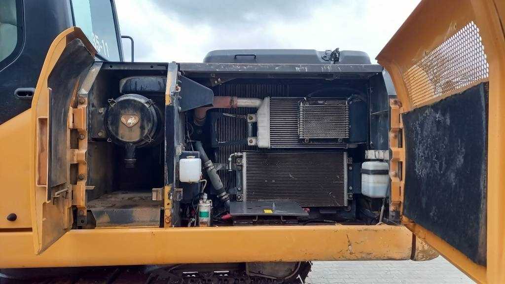 Case CX 210 B - Bager goseničar: slika 5 Case CX 210 B - Bager goseničar: slika 5