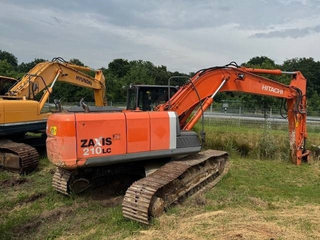 HITACHI ZX 210LC - Bager goseničar: slika 2 HITACHI ZX 210LC - Bager goseničar: slika 2