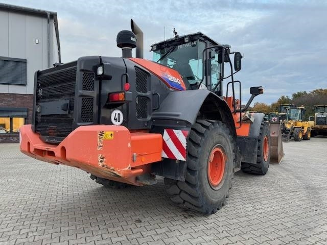 Kolesni nakladalec Hitachi ZW 250-6: slika 7