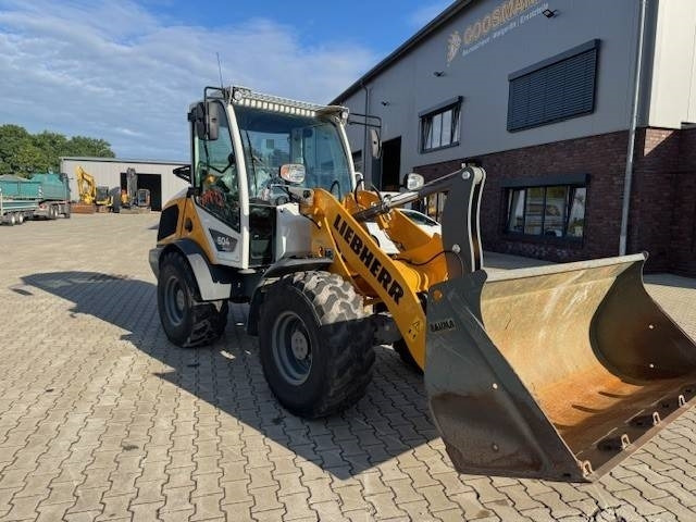 LIEBHERR L 504 Compact - Kolesni nakladalec: slika 4 LIEBHERR L 504 Compact - Kolesni nakladalec: slika 4