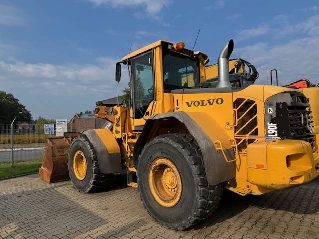 Volvo L 90 F - Kolesni nakladalec: slika 1 Volvo L 90 F - Kolesni nakladalec: slika 1