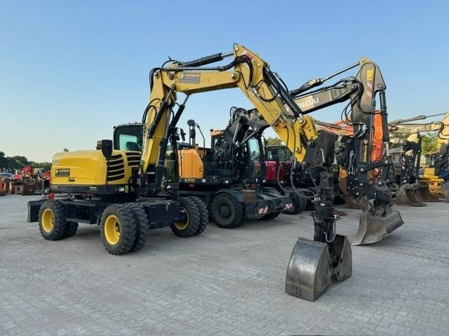 Yanmar B 110 W - Bager na kolesih: slika 2 Yanmar B 110 W - Bager na kolesih: slika 2