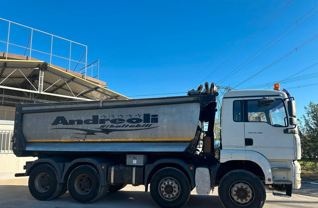 Tovornjak prekucnik Man tGA 41 480 ANNO 2005: slika 1