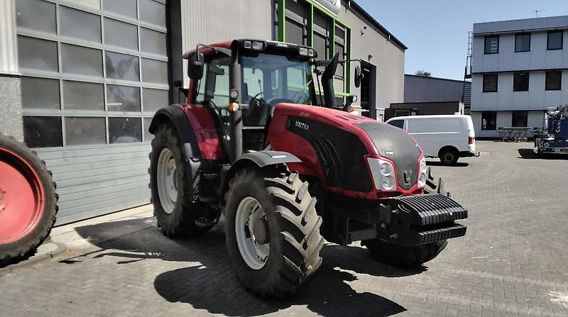 Valtra T153 Versu - Traktor: slika 3 Valtra T153 Versu - Traktor: slika 3