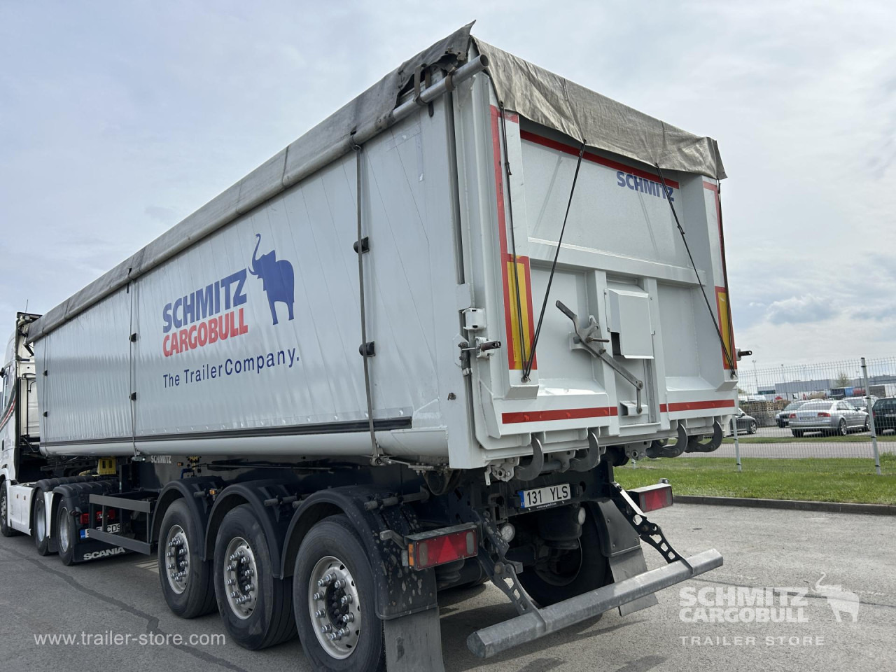 SCHMITZ Tipper Alu-square sided body 47m³ - Kiper polprikolica: slika 1 SCHMITZ Tipper Alu-square sided body 47m³ - Kiper polprikolica: slika 1